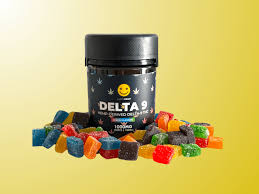 satisfied customer enjoying 1000mg THC edibles